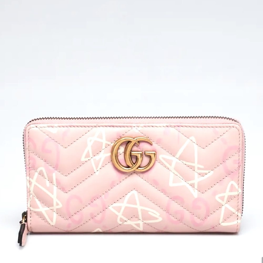 Limited Edition GUCCI Ghost Matelesse long wallet